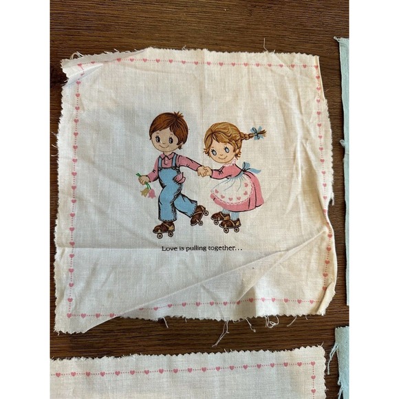 Vintage Cranston Pink Love Makes the World Go 'Round Cotton Fabric Panels Pink - Picture 5 of 8